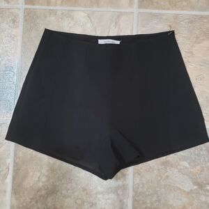 Love Encounter Shorts